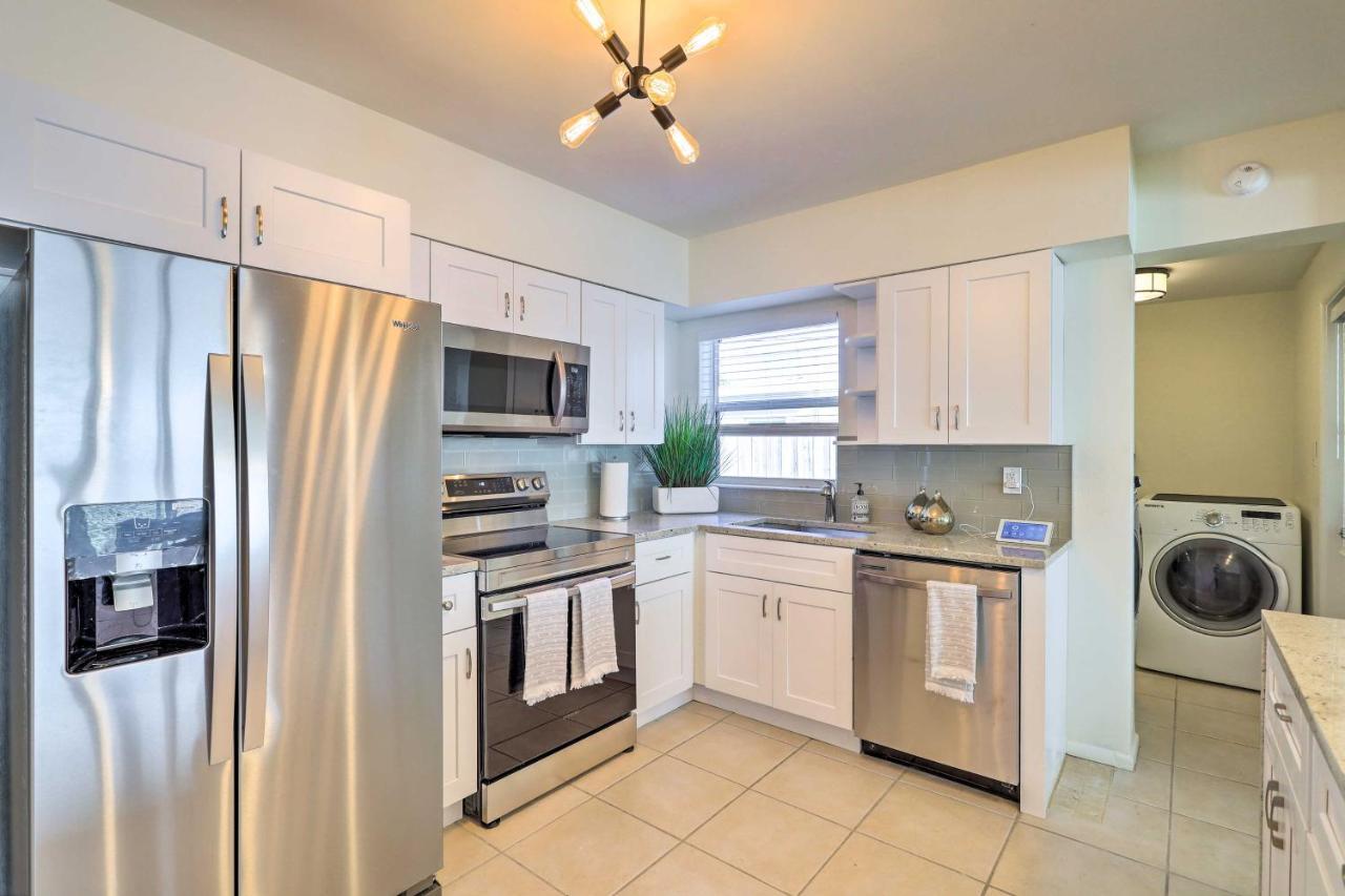 Cute And Cozy Florida Duplex Walk To Beaches! Какао-Бич Экстерьер фото