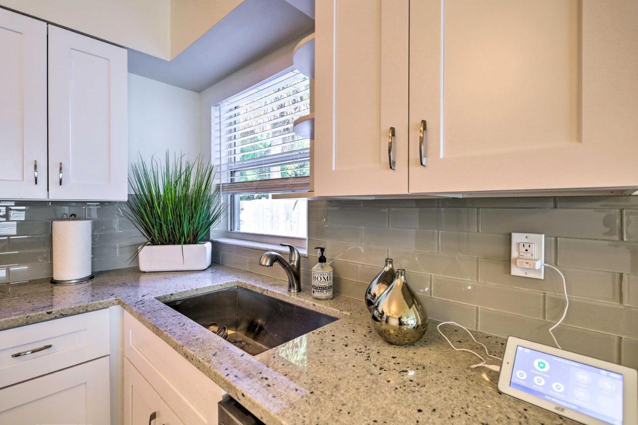Cute And Cozy Florida Duplex Walk To Beaches! Какао-Бич Экстерьер фото